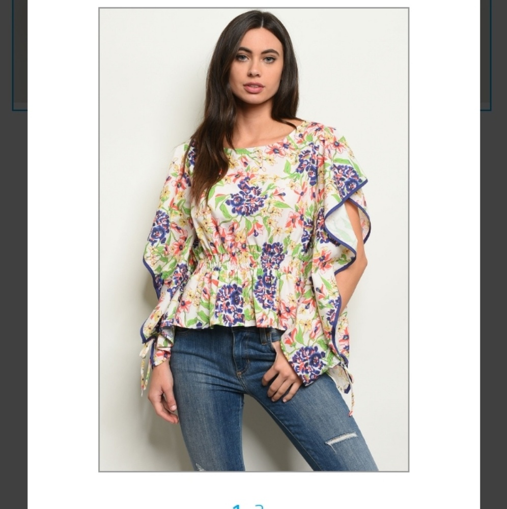 SALE💜 Multi Floral Top